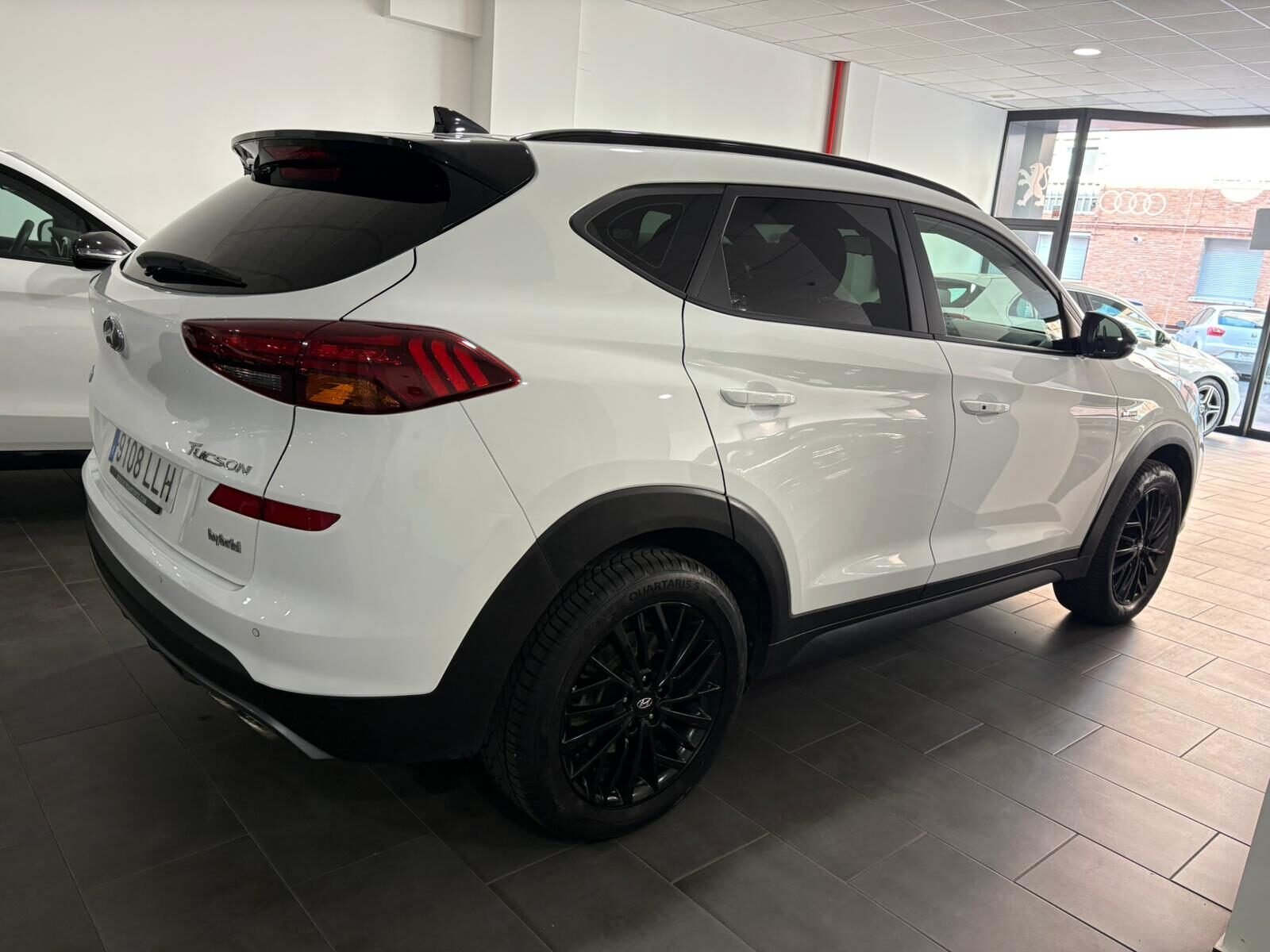HYUNDAI TUCSON 1.6CRDI 48V NLine Lite 4X2