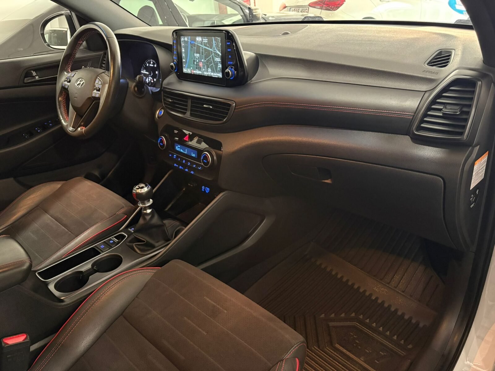 HYUNDAI TUCSON 1.6CRDI 48V NLine Lite 4X2