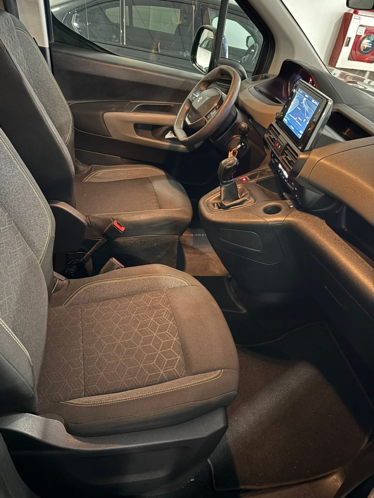 PEUGEOT RIFTER Allure Standard BlueHDi