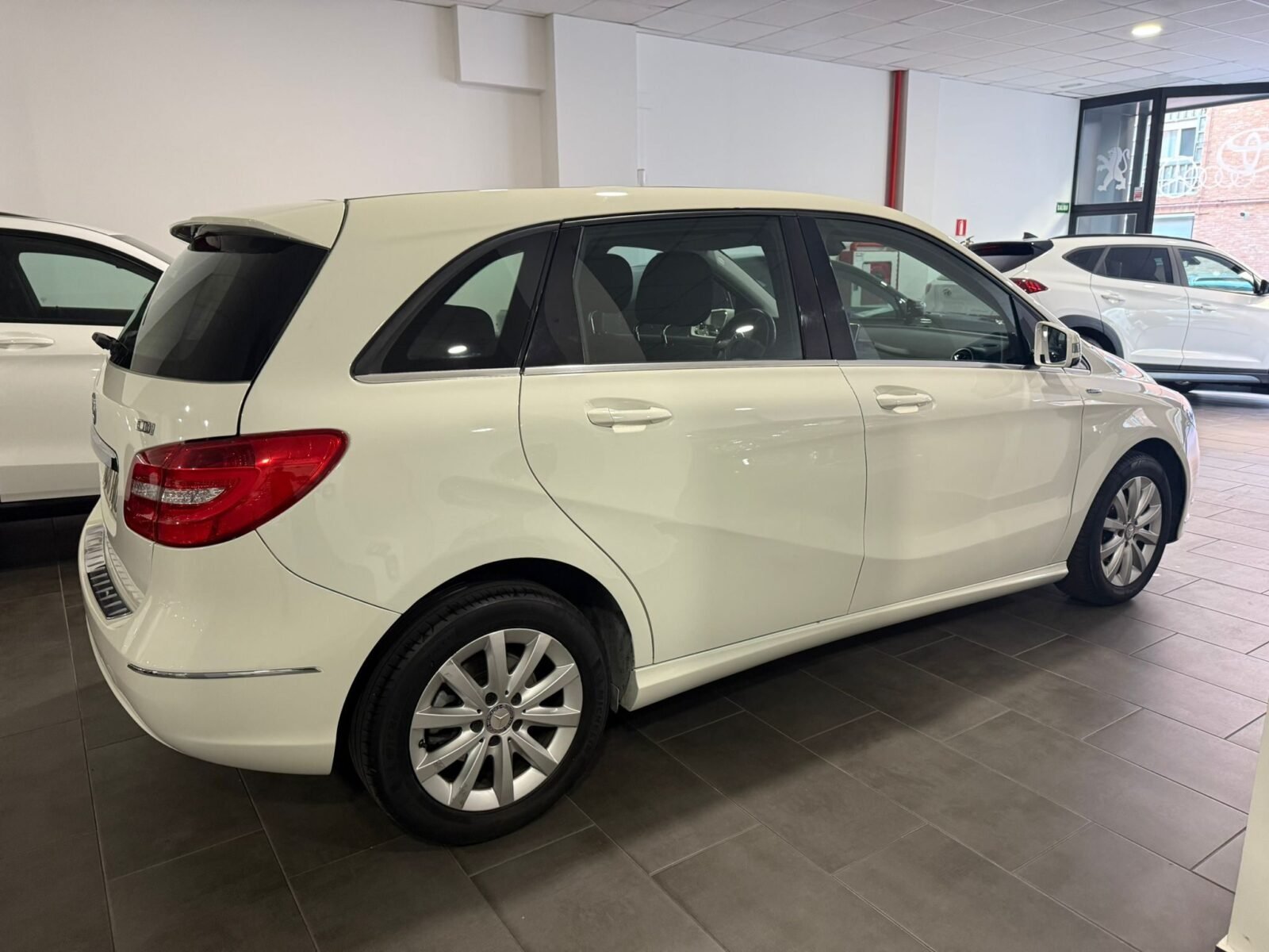 MERCEDES-BENZ Clase B B 180 CDI BlueEFFICIENCY