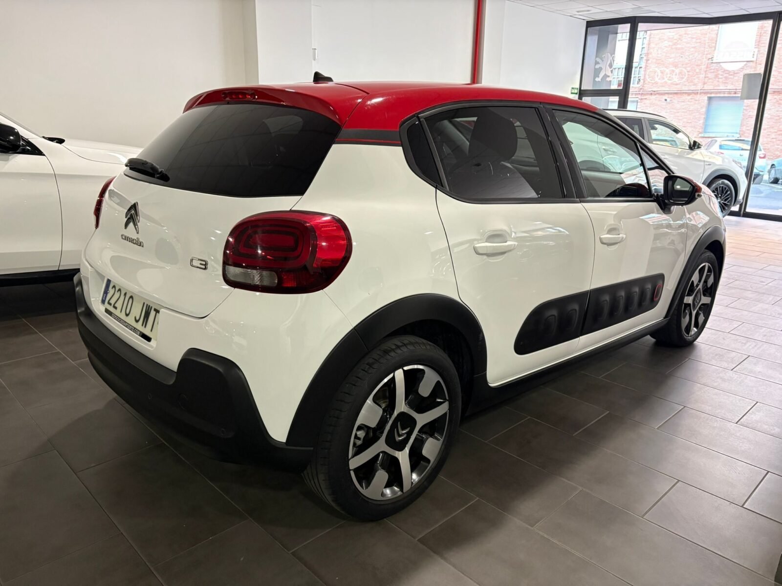 CITROEN C3  BlueHDi SS SHINE