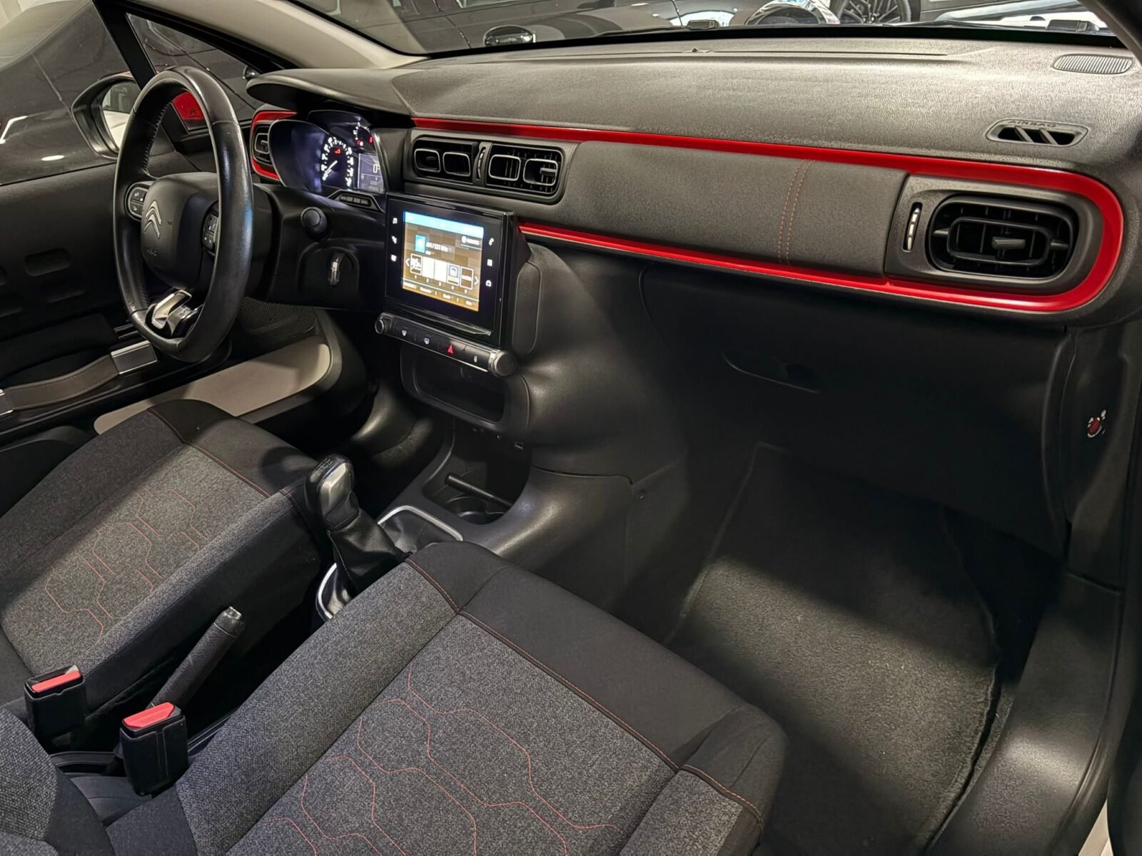 CITROEN C3  BlueHDi SS SHINE