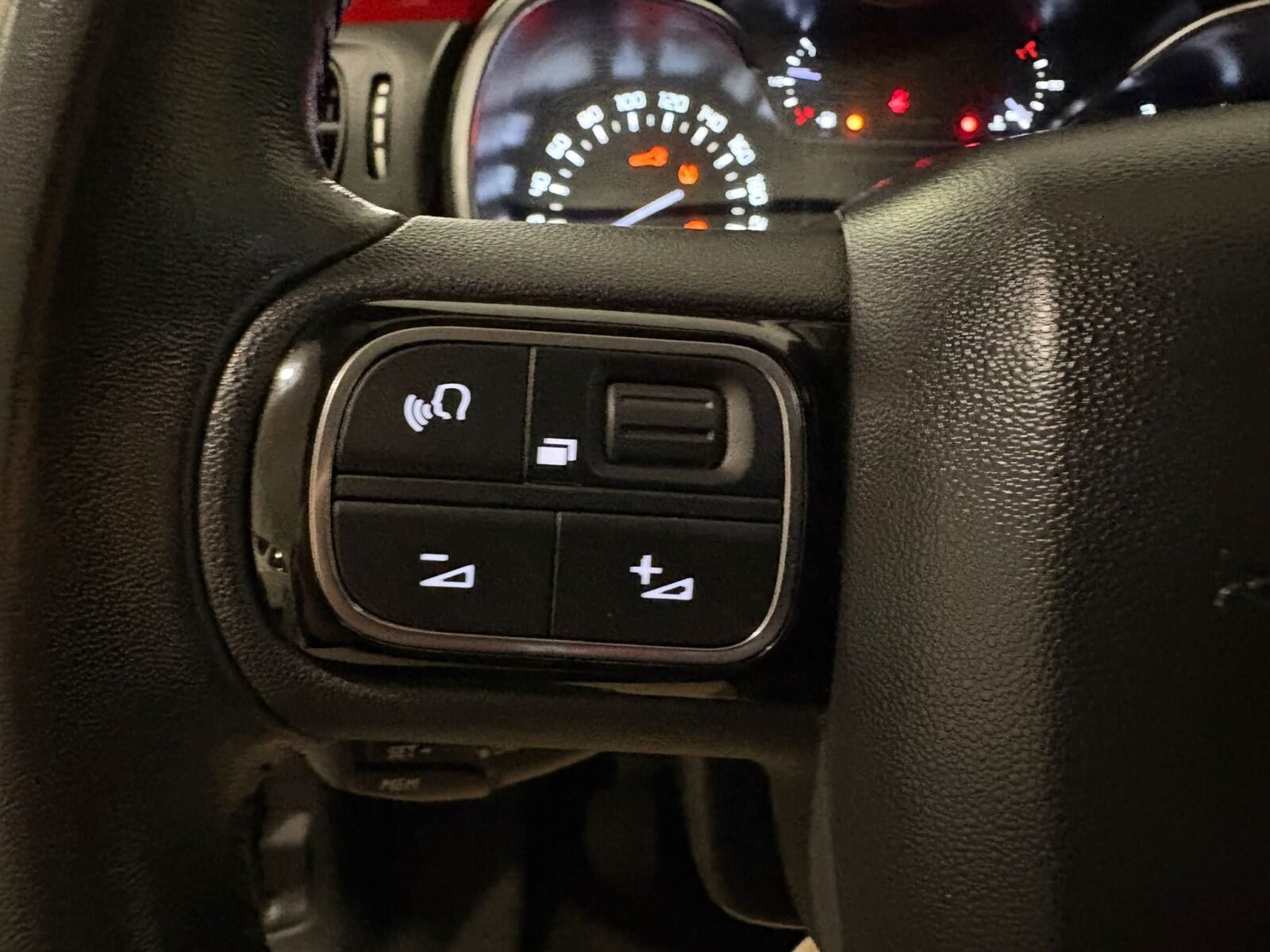 CITROEN C3  BlueHDi SS SHINE