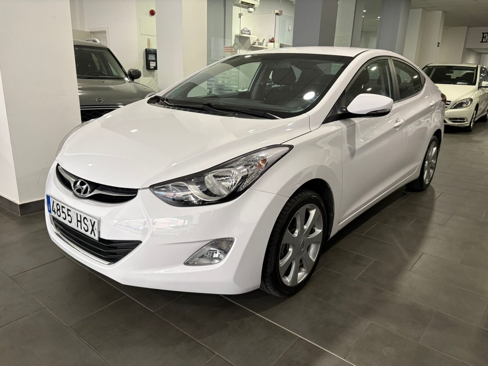 HYUNDAI ELANTRA 1.6 MPI Comfort