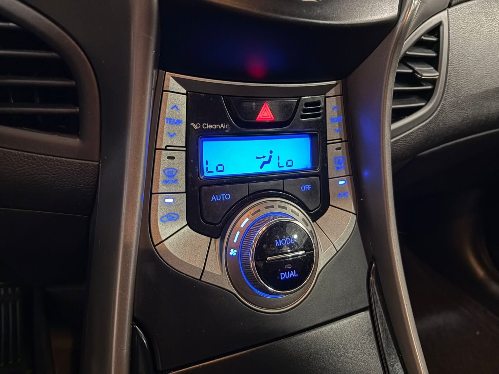 HYUNDAI ELANTRA 1.6 MPI Comfort