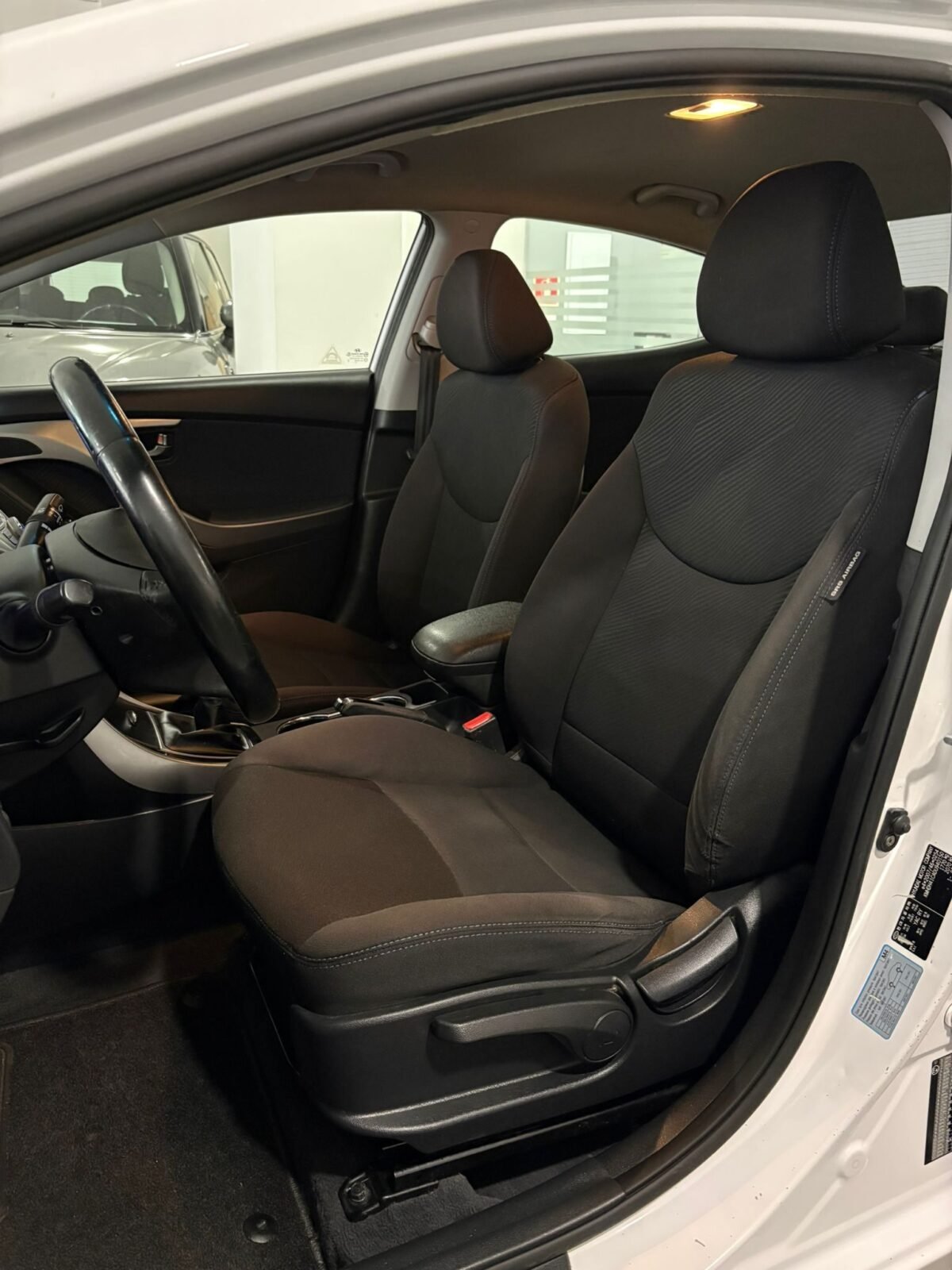 HYUNDAI ELANTRA 1.6 MPI Comfort