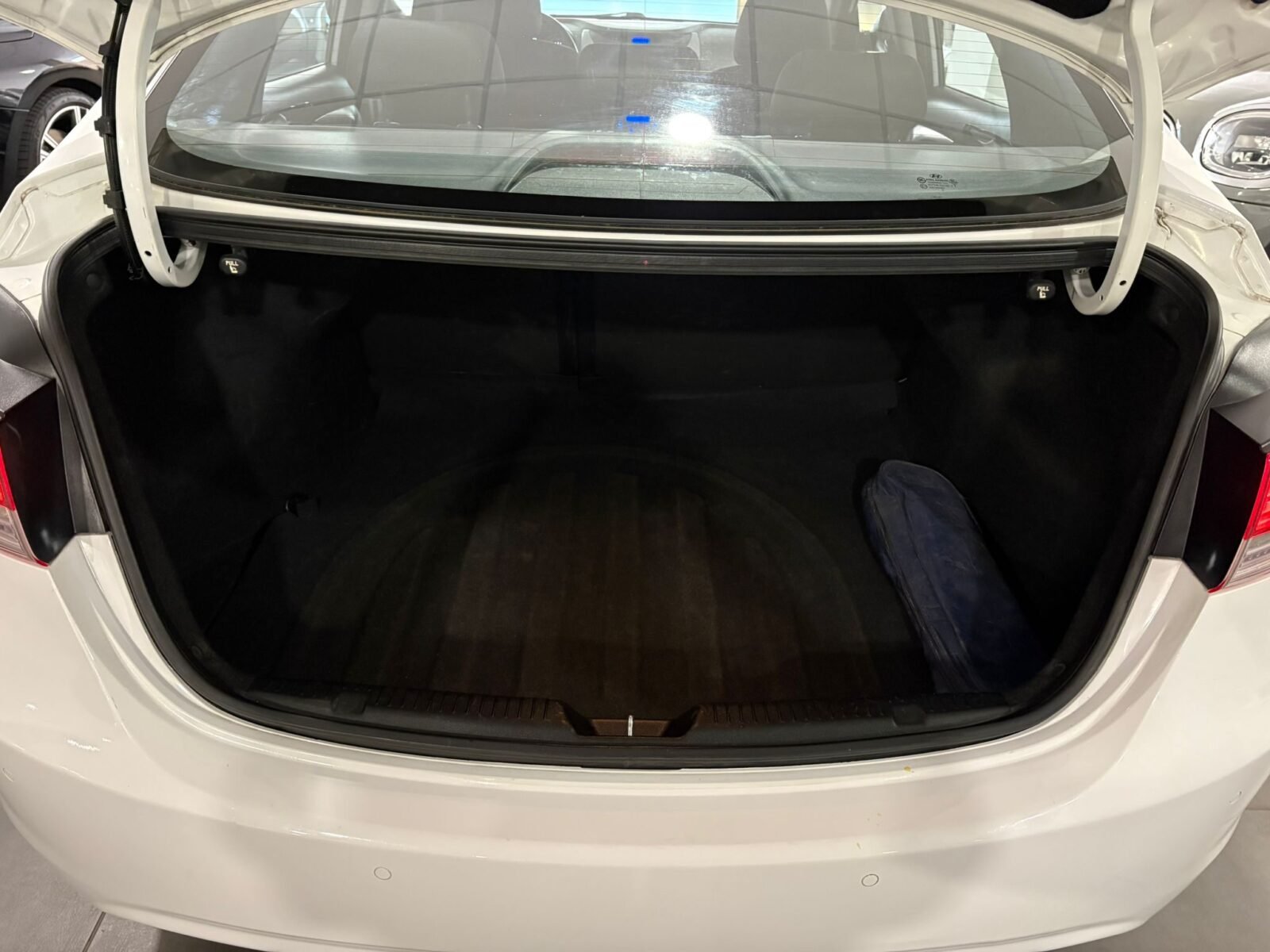 HYUNDAI ELANTRA 1.6 MPI Comfort
