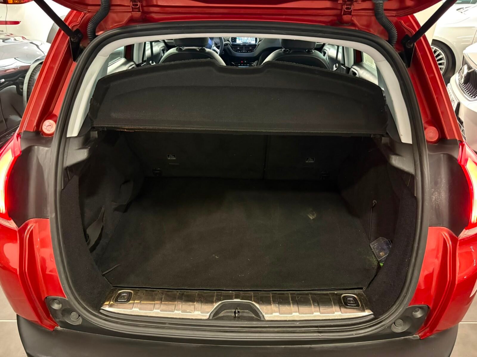 PEUGEOT 2008  1.6 BlueHDI S&S Allure 120