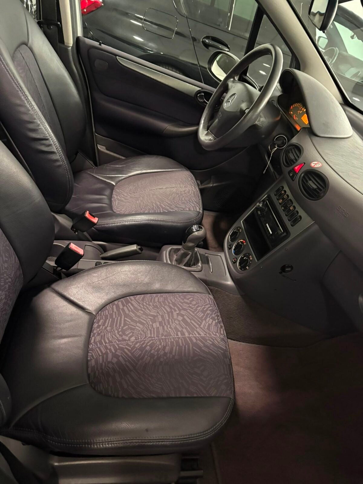 MERCEDES-BENZ Clase A A 160 ELEGANCE