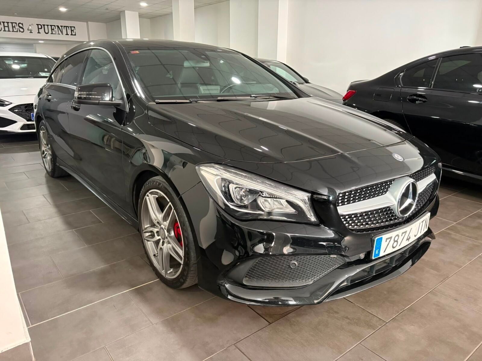 MERCEDES-BENZ CLA MERCEDES-BENZ Clase CLA CLA 200 d AMG Line Shooting Brake