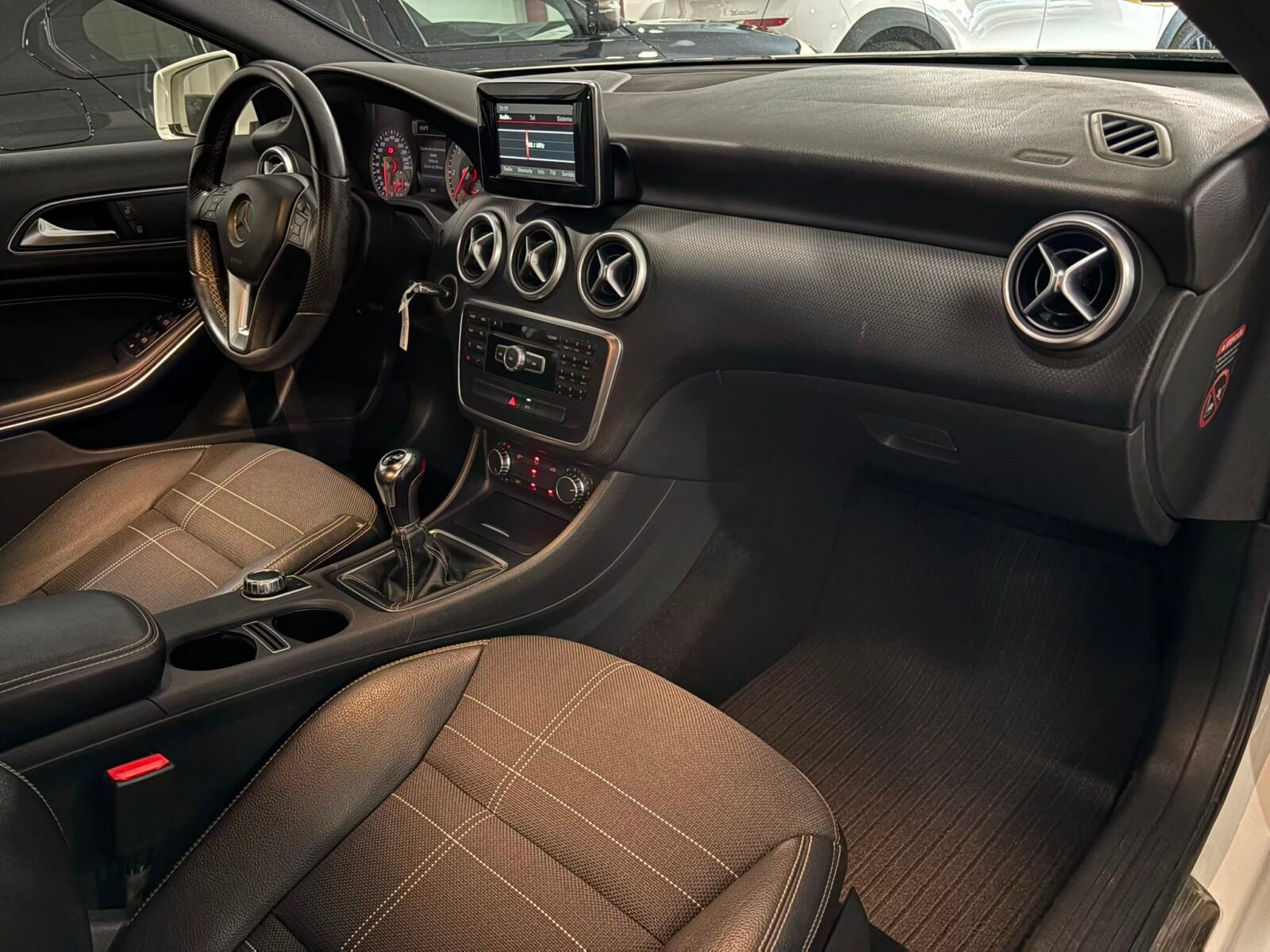 MERCEDES-BENZ Clase A A 180 CDI BlueEFFICIENCY Urban