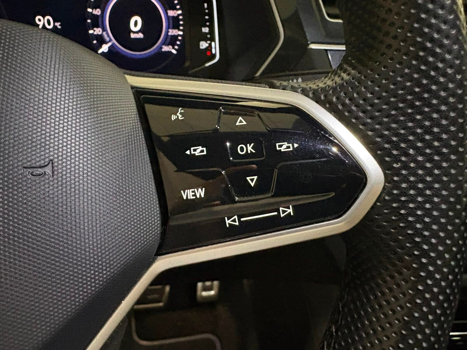 VOLKSWAGEN TIGUAN R-Line 1.4 TSI eHybrid DSG