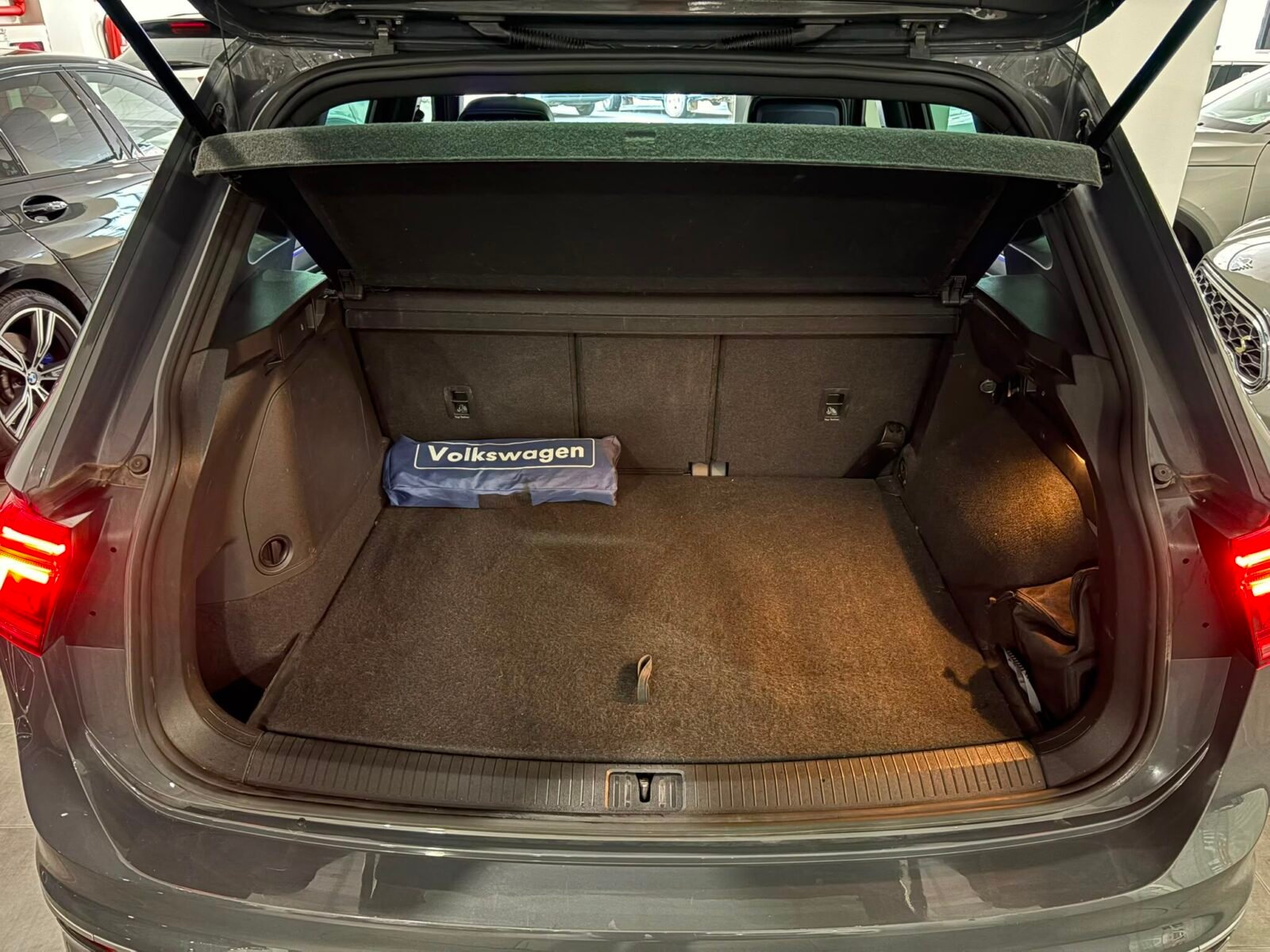 VOLKSWAGEN TIGUAN R-Line 1.4 TSI eHybrid DSG