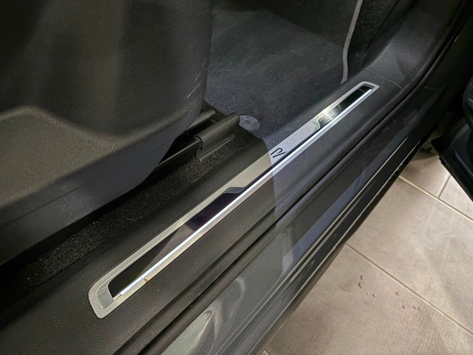 VOLKSWAGEN TIGUAN R-Line 1.4 TSI eHybrid DSG