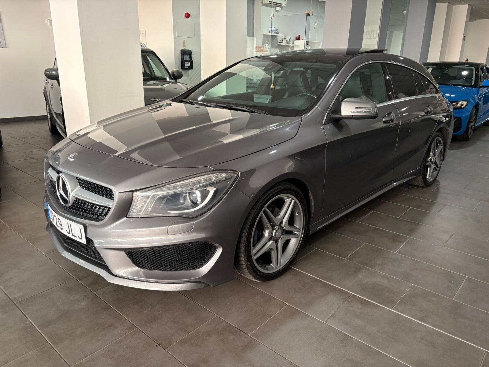MERCEDES-BENZ CLA 200 d AMG Line Shooting Brake