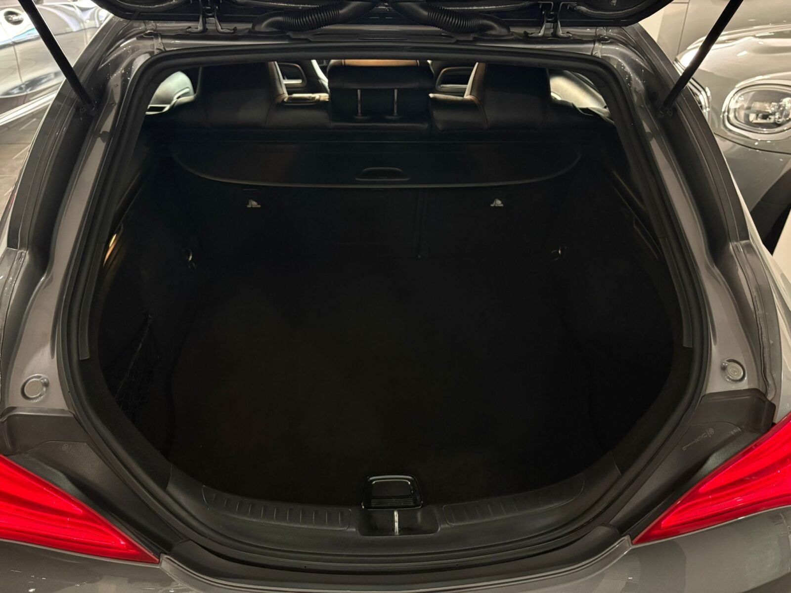 MERCEDES-BENZ CLA 200 d AMG Line Shooting Brake
