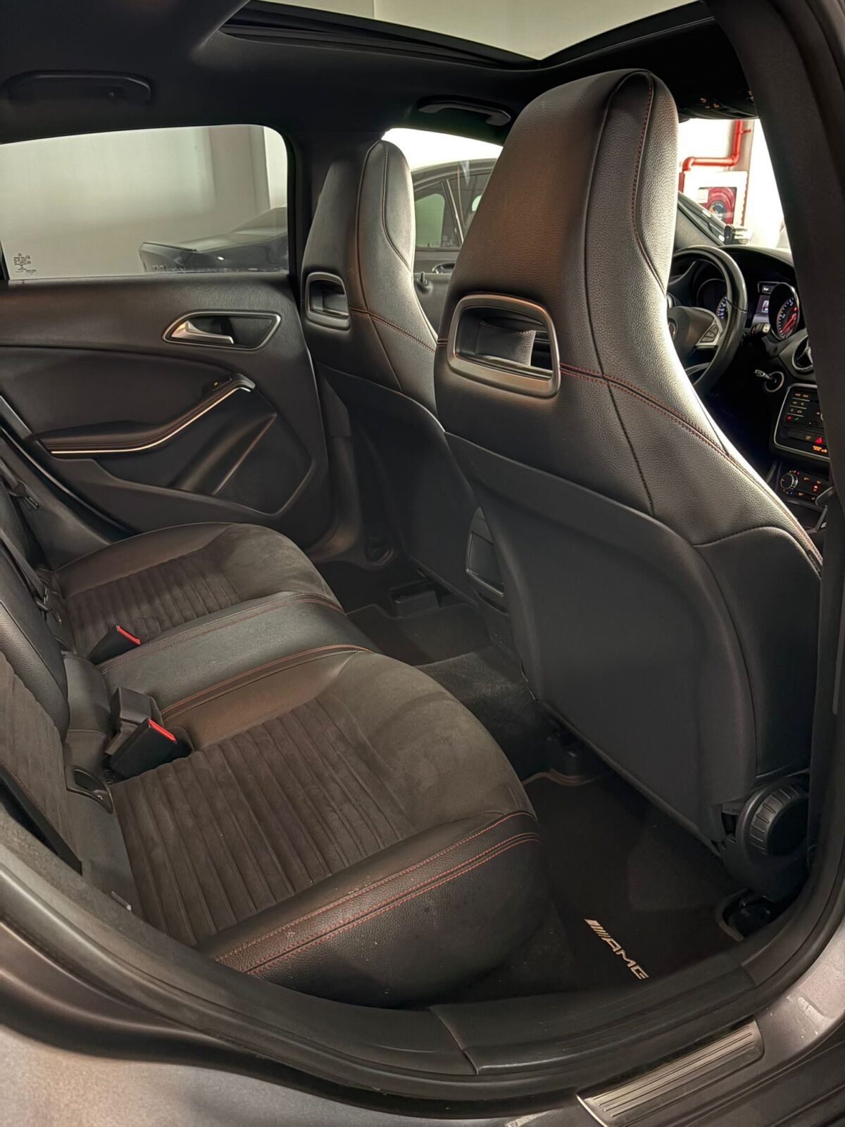 MERCEDES-BENZ CLA 200 d AMG Line Shooting Brake
