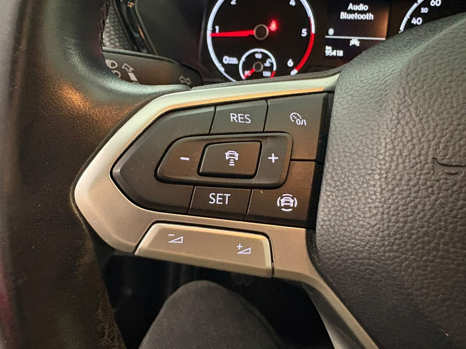 VOLKSWAGEN T-CROSS Advance 1.6 TDI