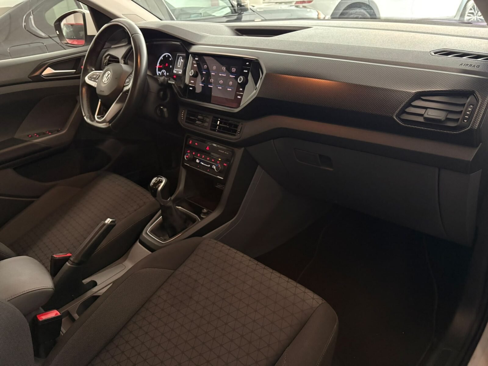 VOLKSWAGEN T-CROSS Advance 1.6 TDI