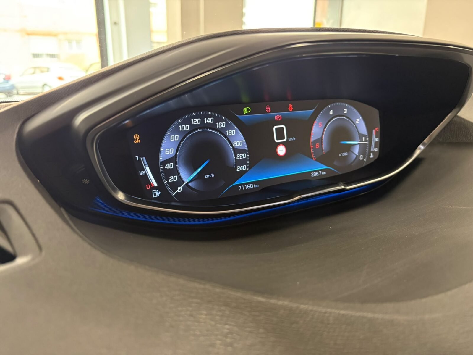 PEUGEOT 3008 1.5 BlueHDi SS Allure Pack
