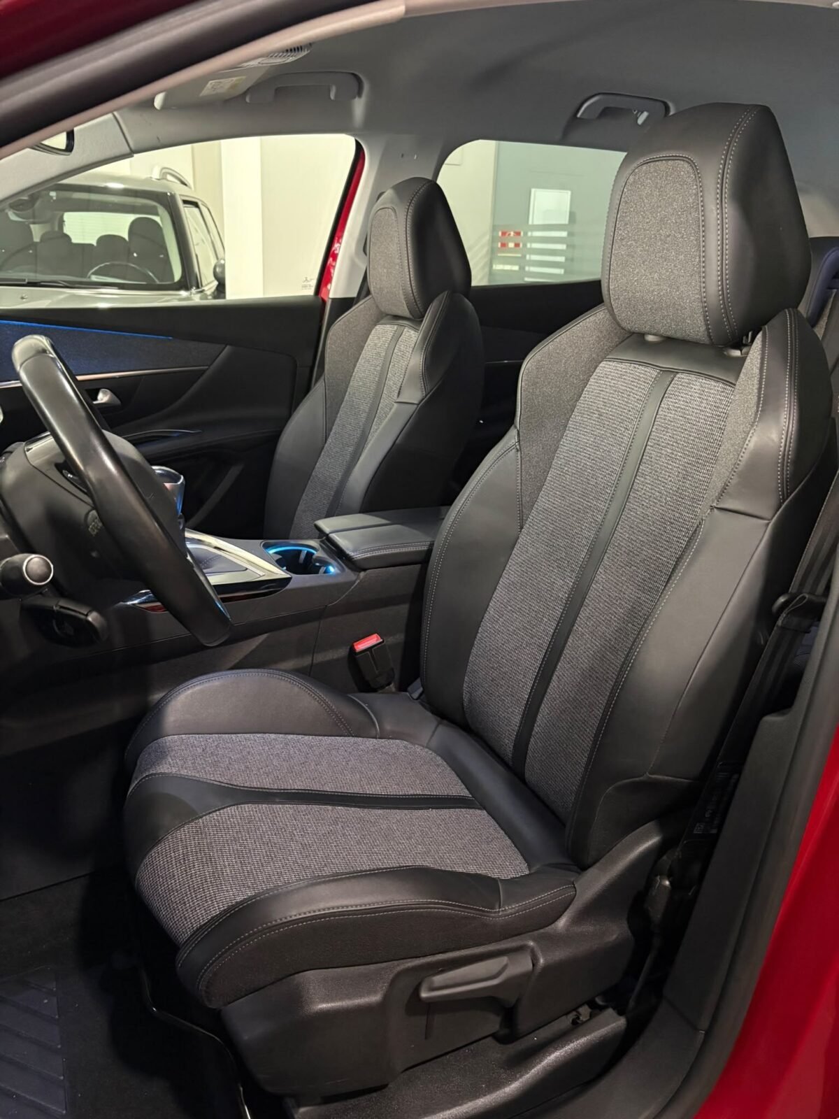 PEUGEOT 3008 1.5 BlueHDi SS Allure Pack