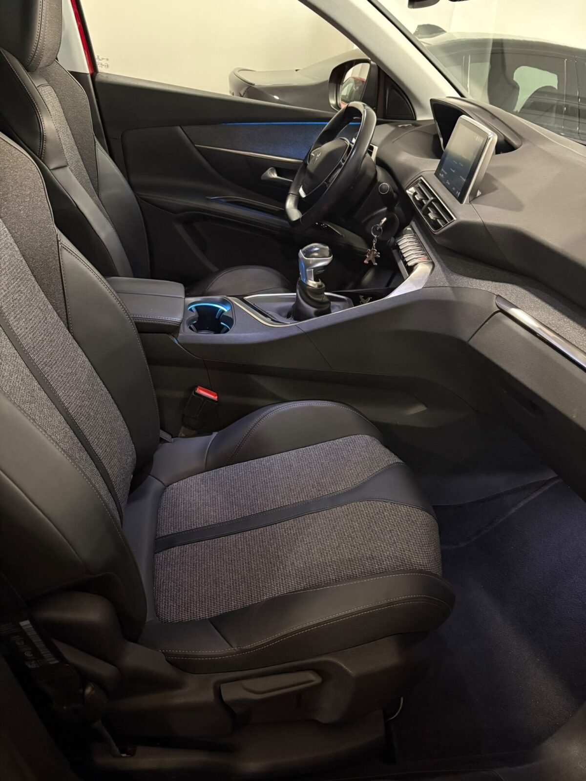 PEUGEOT 3008 1.5 BlueHDi SS Allure Pack