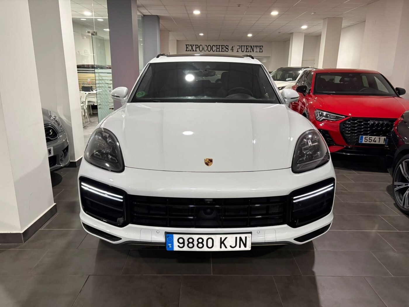 PORSCHE Cayenne Turbo