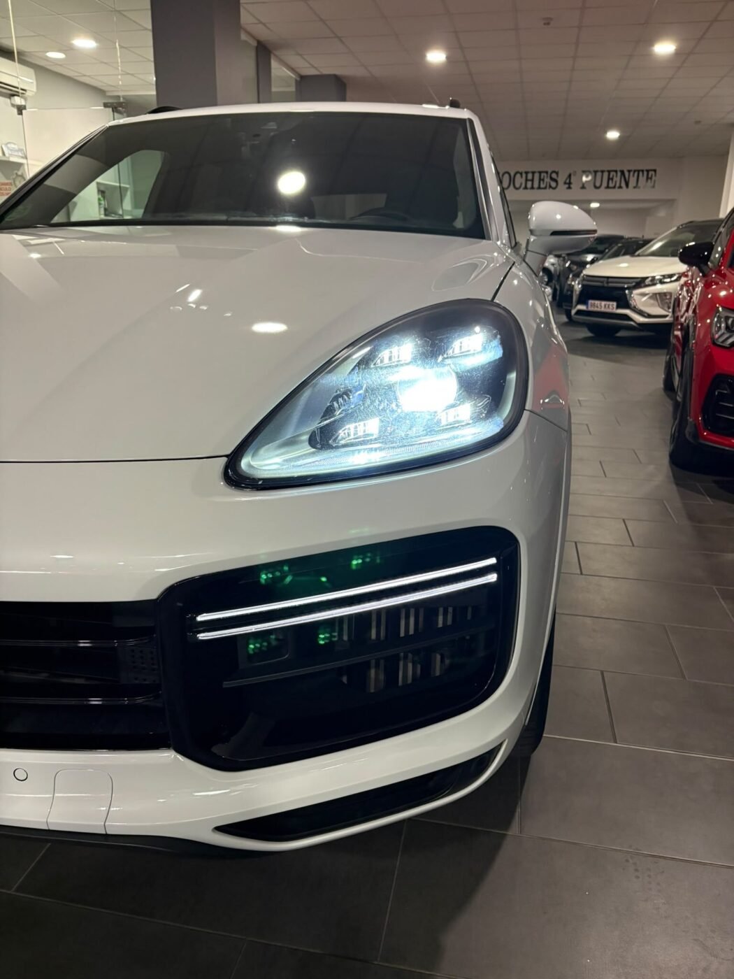 PORSCHE Cayenne Turbo