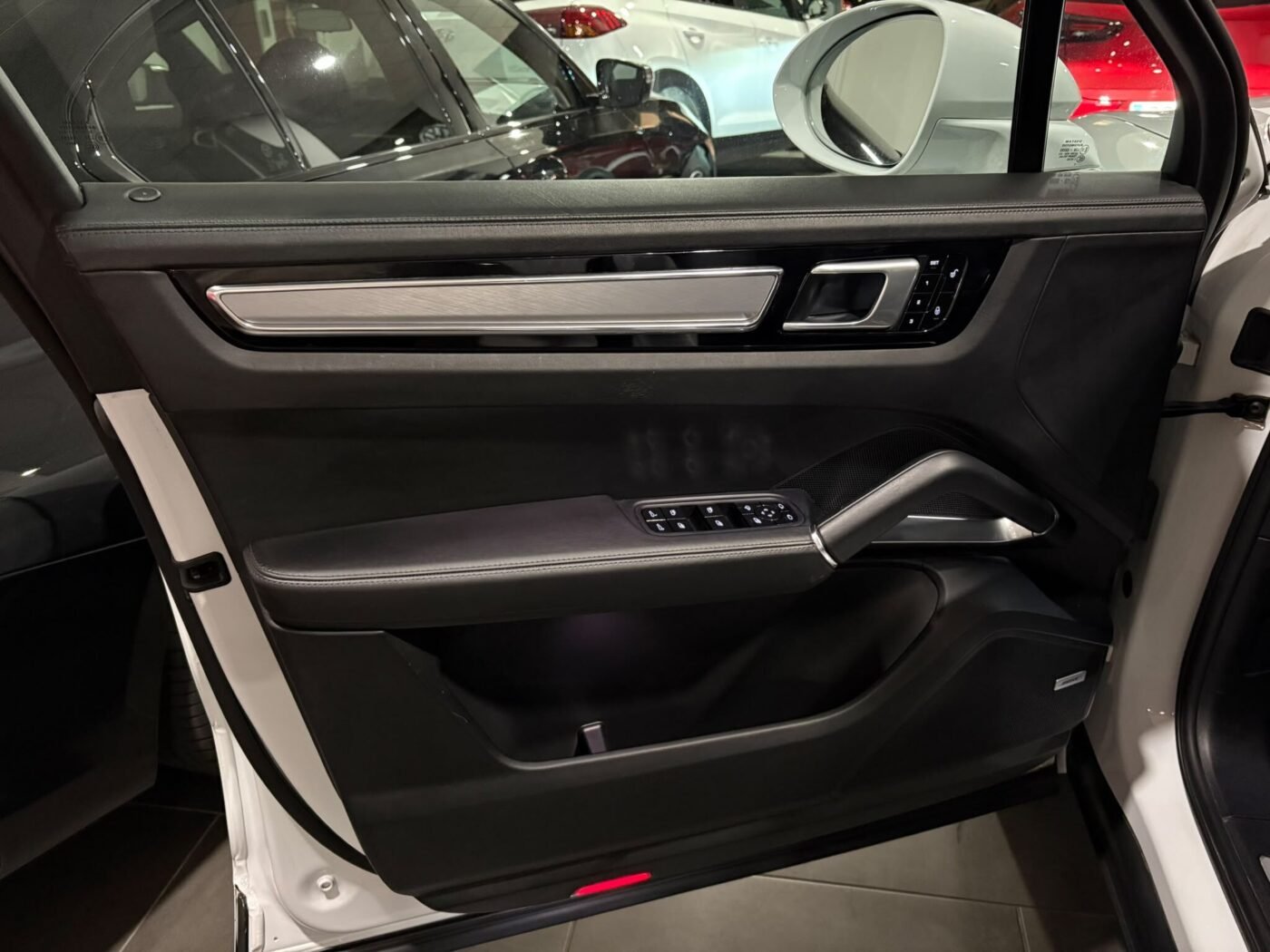 PORSCHE Cayenne Turbo