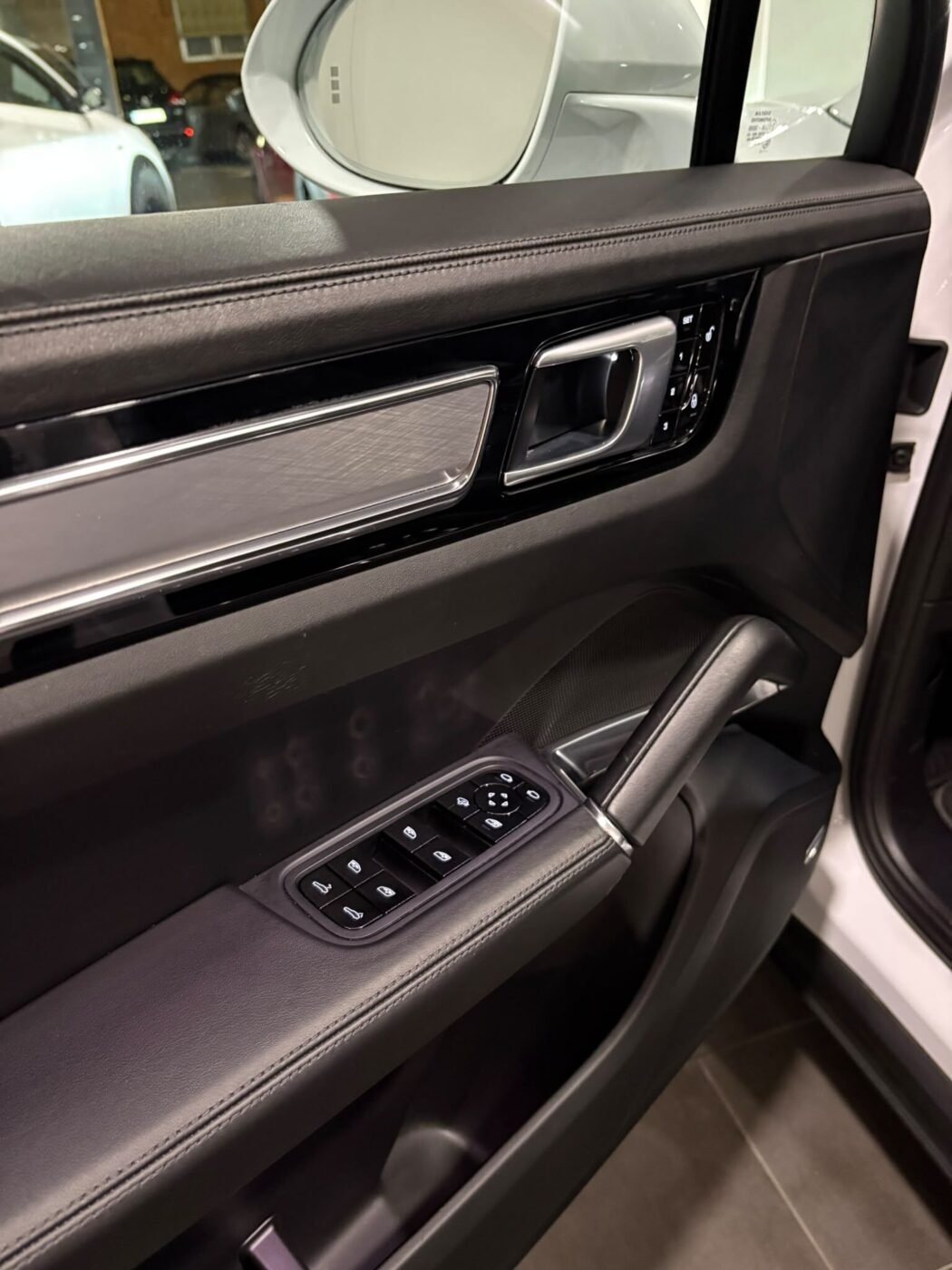 PORSCHE Cayenne Turbo