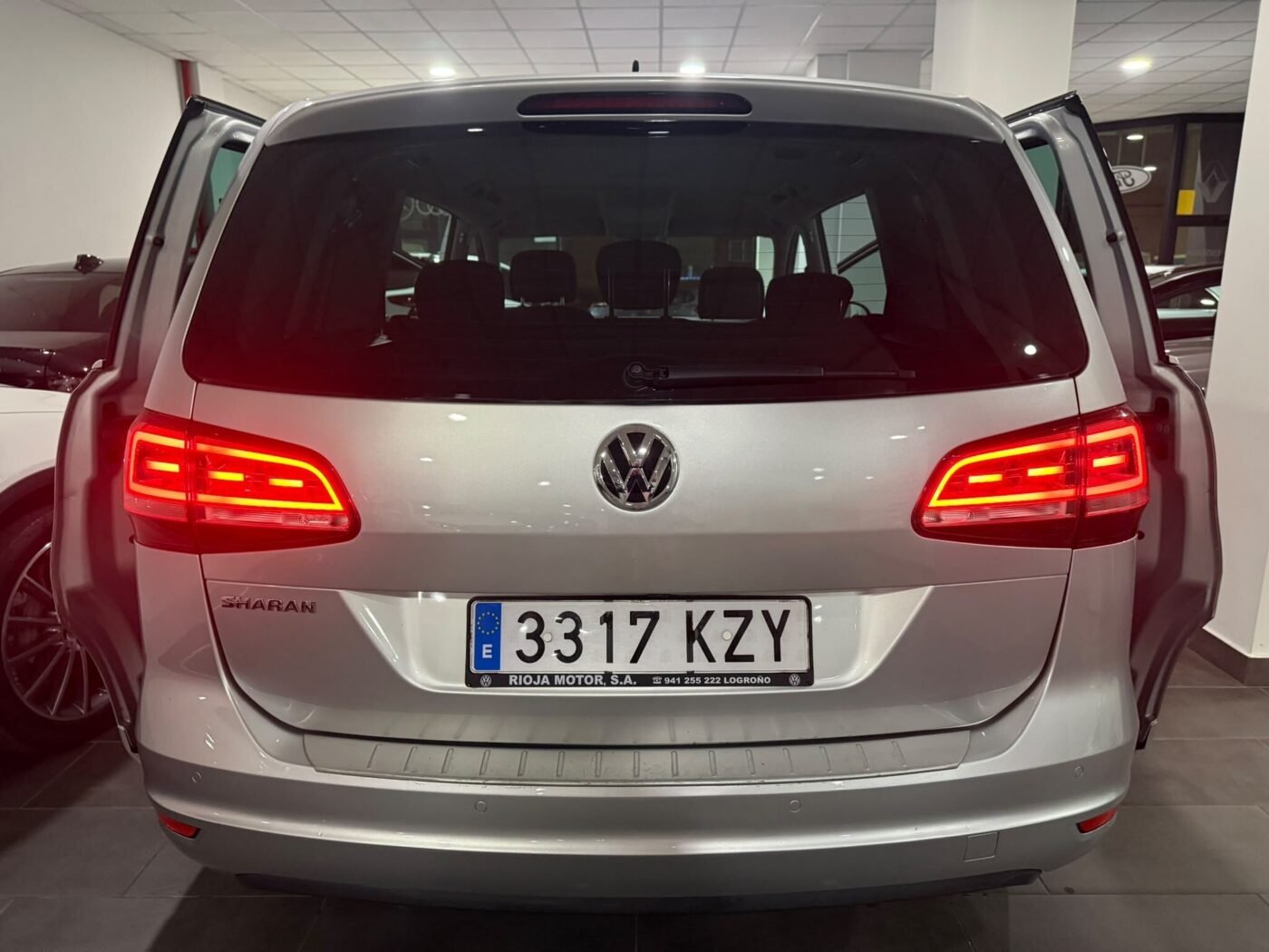VOLKSWAGEN SHARAN Advance 2.0 TDI DSG