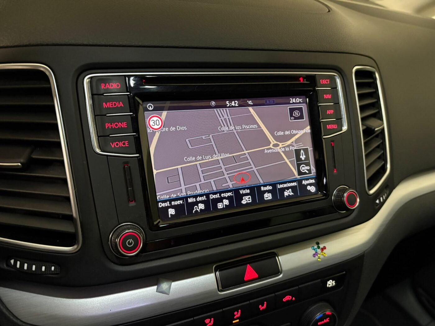 VOLKSWAGEN SHARAN Advance 2.0 TDI DSG