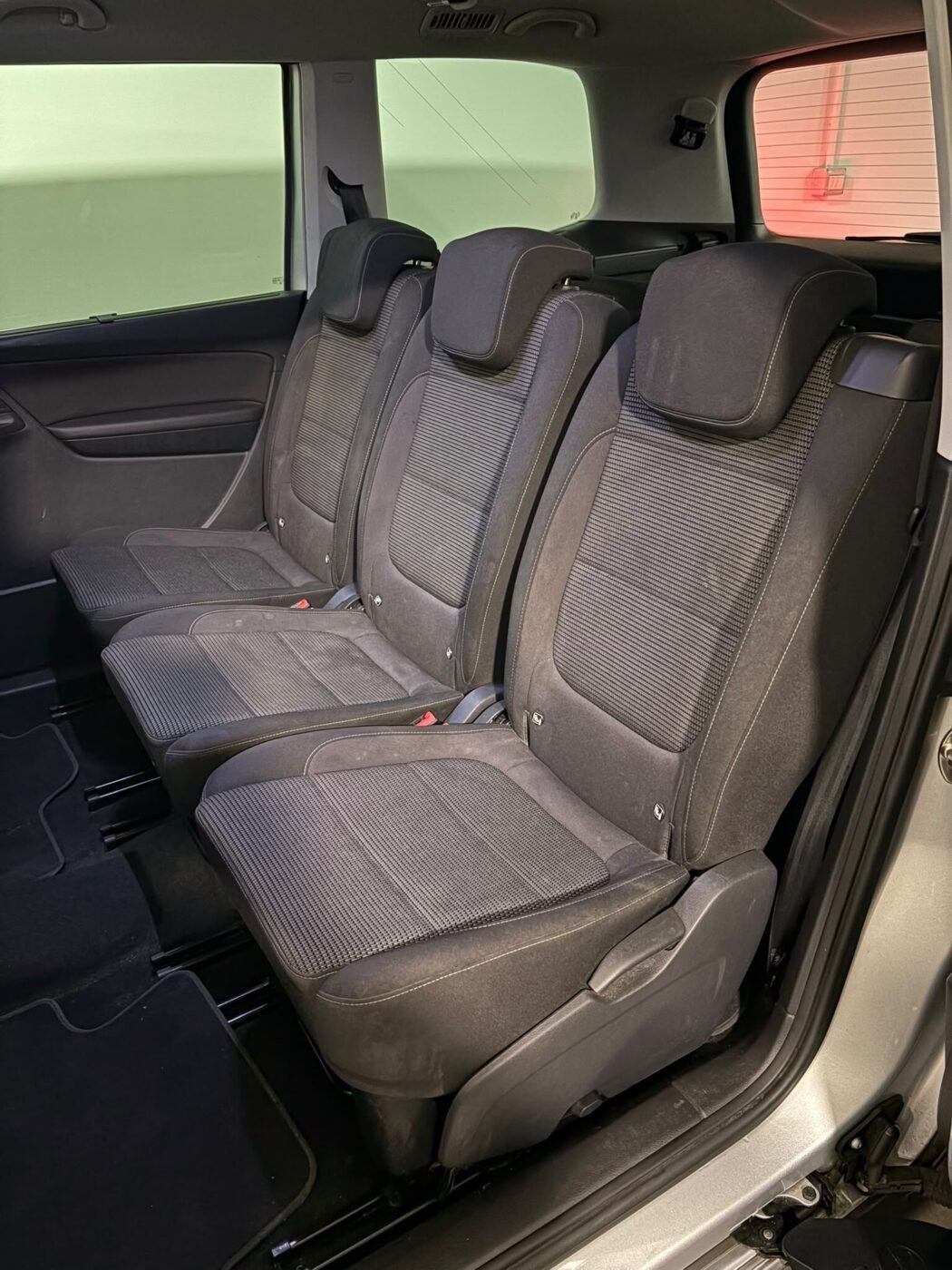 VOLKSWAGEN SHARAN Advance 2.0 TDI DSG