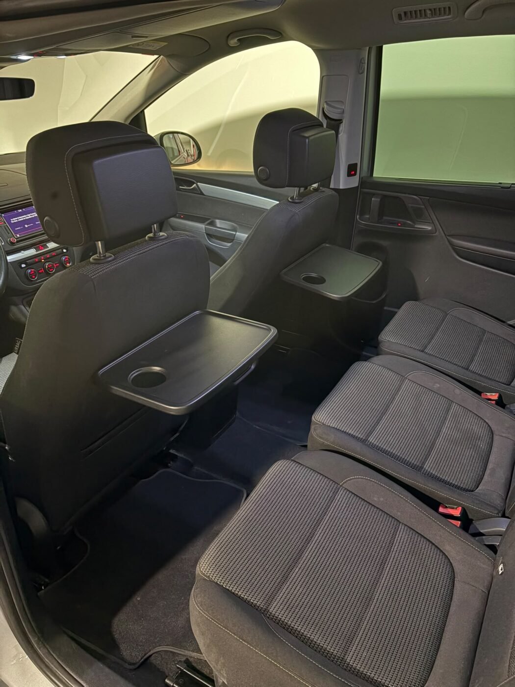 VOLKSWAGEN SHARAN Advance 2.0 TDI DSG