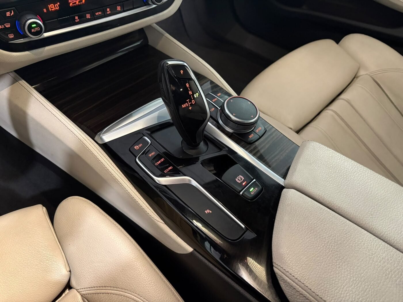 BMW Serie 5 520dA Business
